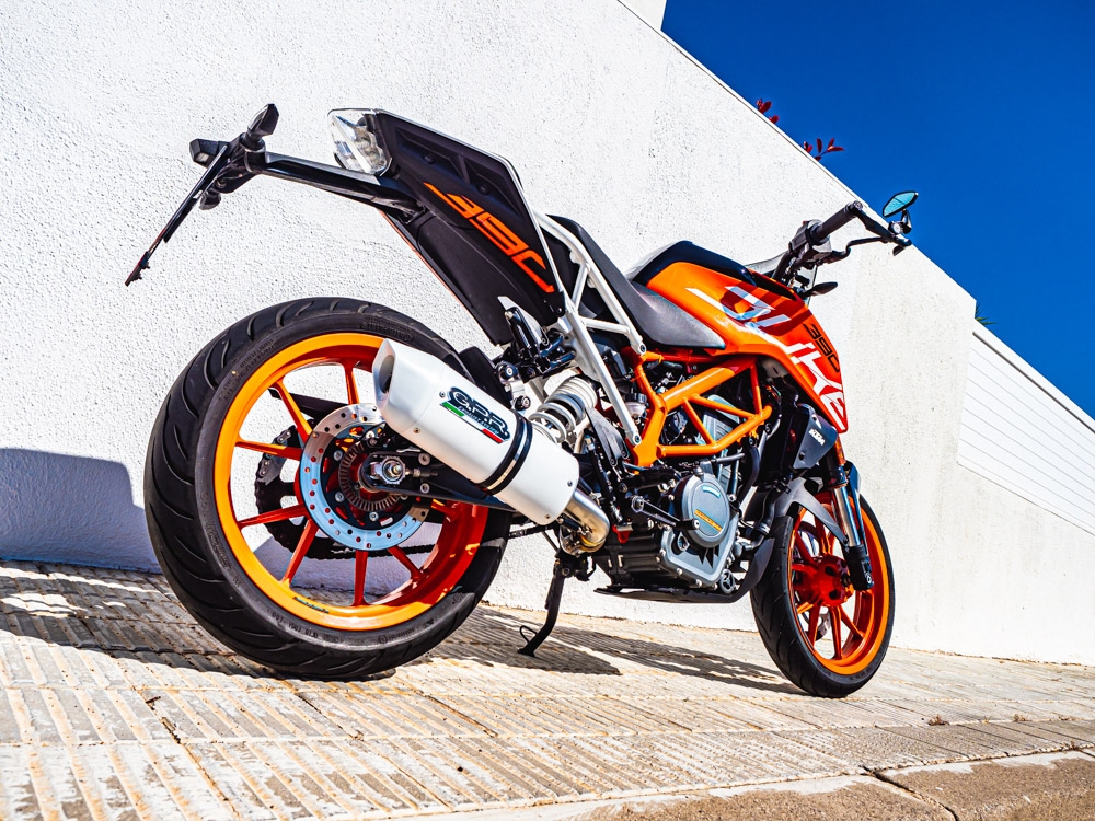 Exhaust compatible with Ktm 250 Duke 2017-2020, Albus Evo4, Slip-on exhaust including removable db killer and link pipe, not EPA-compliant 