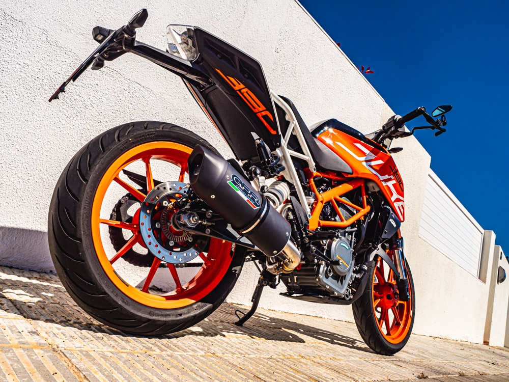 Exhaust compatible with Ktm 390 DUKE 2017-2020, Furore Evo4 Nero, Slip-on exhaust including removable db killer and link pipe, not EPA-compliant 