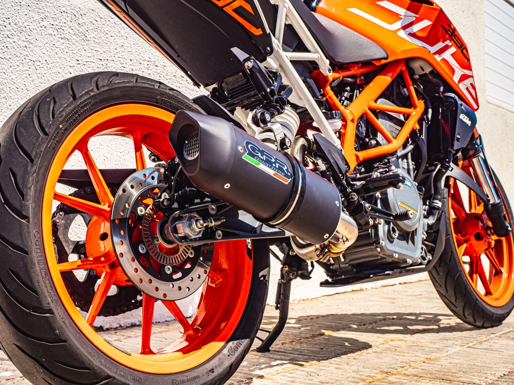 Exhaust compatible with Ktm 390 DUKE 2017-2020, Furore Evo4 Nero, Slip-on exhaust including removable db killer and link pipe, not EPA-compliant 
