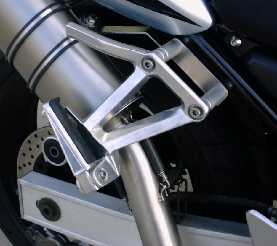 Exhaust compatible with Yamaha Fzs 600 Fazer 1998-2003, Furore Nero, Slip-on exhaust including removable db killer and link pipe, EPA-compliant 