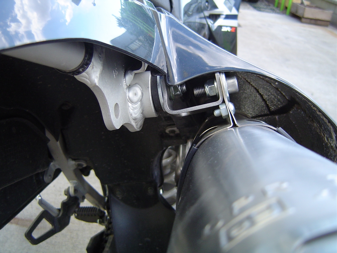 Exhaust compatible with Suzuki DRZ400SM 2005-2025, Albus Ceramic, Slip-on exhaust including removable db killer and link pipe, not EPA-compliant 