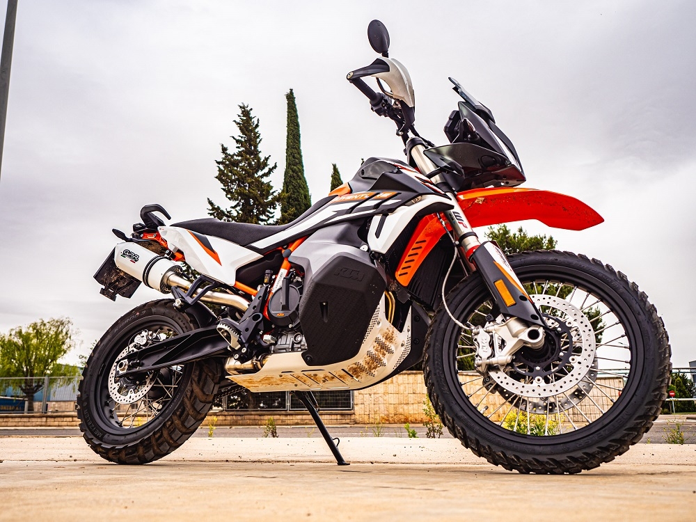 Exhaust compatible with Husqvarna Norden 901 2022-2024, Albus Evo4, Slip-on exhaust including removable db killer and link pipe, EPA-compliant 