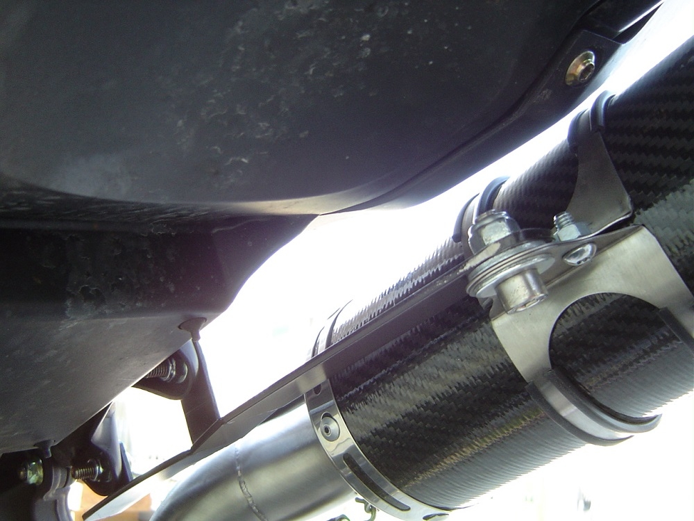 Exhaust compatible with Mv Agusta Brutale 750 S 2000-2006, Albus Ceramic, Slip-on exhaust including removable db killer and link pipe, EPA-compliant 