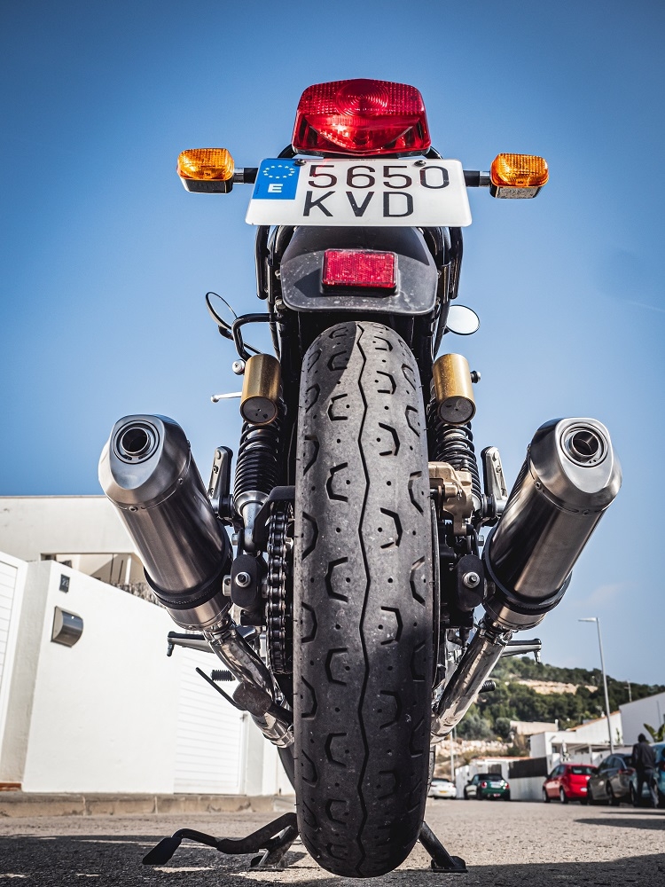 Exhaust compatible with Royal Enfield Continental 650 2021-2024, Satinox, Dual slip-on exhausts including removable db killers and link pipes 