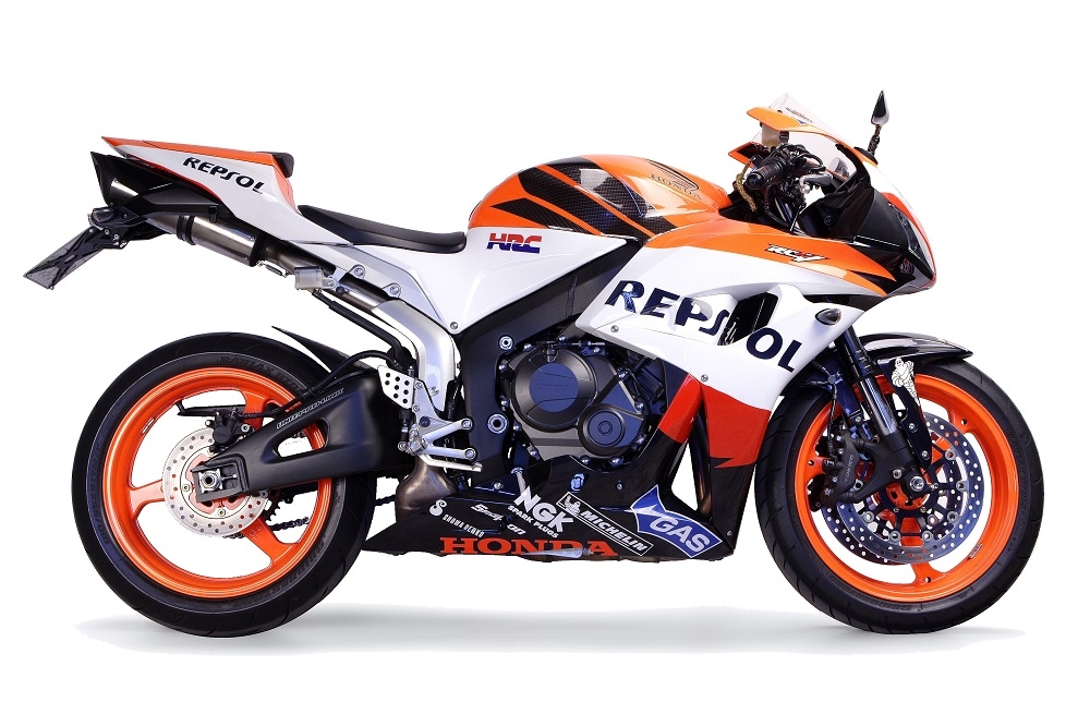 Exhaust compatible with Honda CBR600RR 2005-2006, Tiburon Titanium, Slip-on exhaust including removable db killer and link pipe, not EPA-compliant 