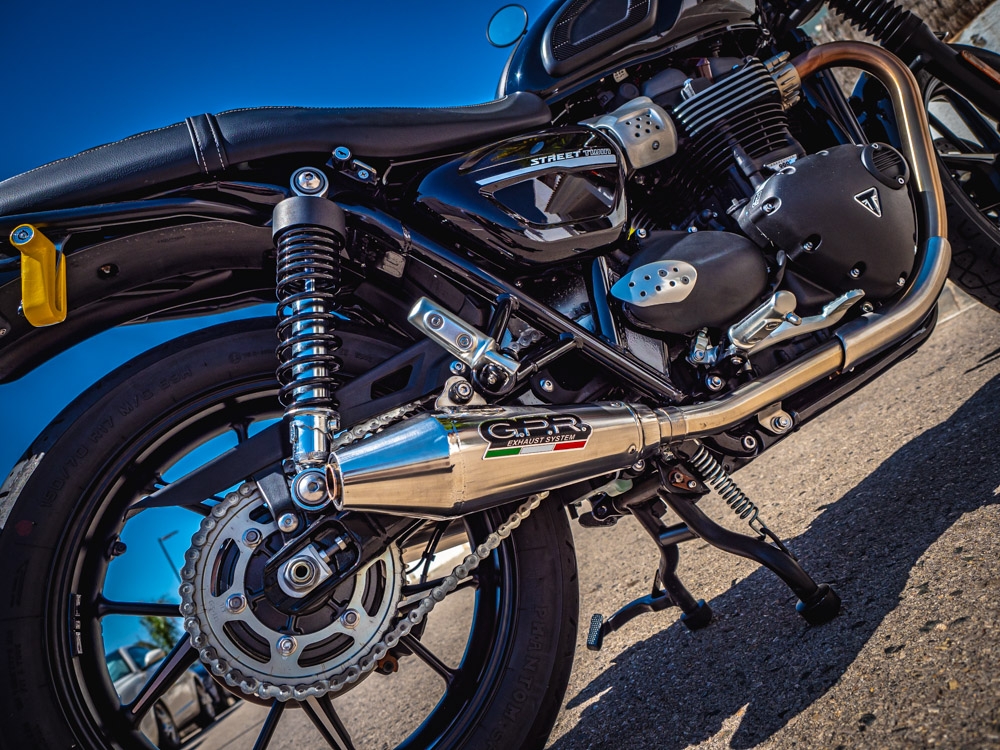Exhaust compatible with Triumph Street Twin 900 2020-2021, Vintacone, Dual slip-on including removable db killers and link pipes, EPA-compliant 