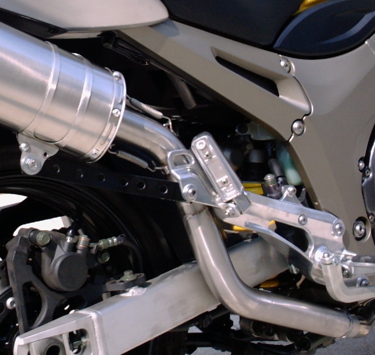 Exhaust compatible with Yamaha Tdm 900 2002-2014, Furore Nero, Dual slip-on including removable db killers and link pipes, not EPA-compliant 
