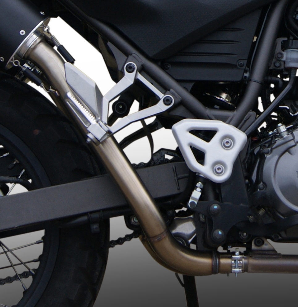 Exhaust compatible with Yamaha Xt 660 X-R 2004-2014, Furore Nero, Dual slip-on including removable db killers and link pipes, not EPA-compliant 
