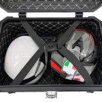 Top case GPR TECH compatible with  Suzuki V-Strom Dl 1000 2017/2019 e4 GPR TECH Top case in aluminum, silver color with specific plate included Capacity 55 LT.