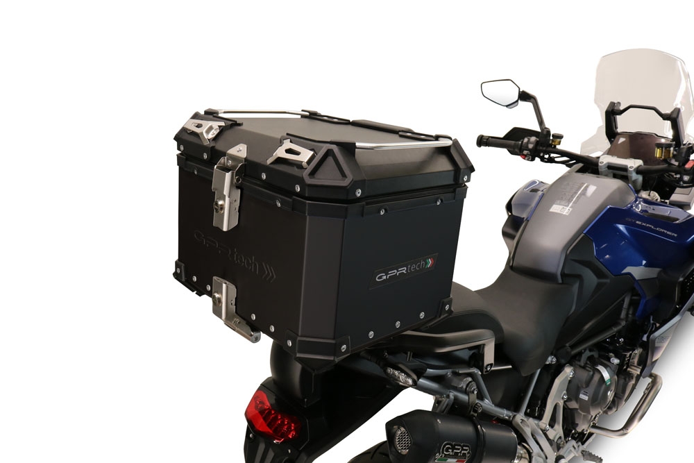 Top case GPR TECH compatible with  Triumph Tiger 900 2020/2023 e5 GPR TECH Top case in aluminum, black color with specific plate included Capacity 45 LT.