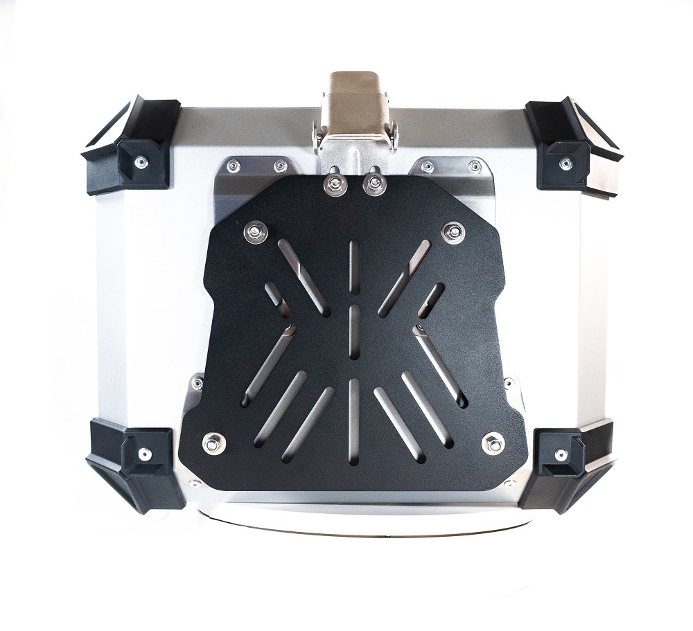 GPR TECH TOP CASE ALPI-TECH 26 LT. SILVER Top case in aluminum,including soft backrest, silver color with universal plate  Capacity 26 LT.