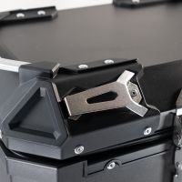 GPR TECH TOP CASE ALPI-TECH 26 LT. BLACK Top case in aluminum,including soft backrest, black color with universal plate  Capacity 26 LT.