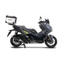 Top case GPR TECH compatible with  Honda Forza 125 2015/2023 GPR TECH Top case in aluminum, silver color with specific plate included Capacity 35 LT.