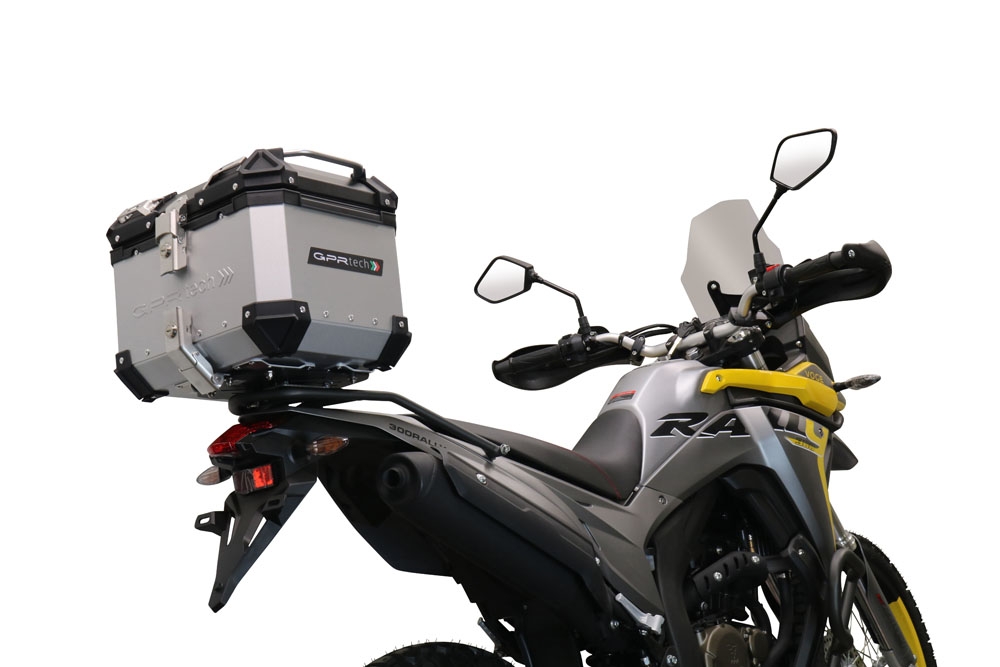 Top case GPR TECH compatible with  Voge 300Rally 2022/2024 e5 GPR TECH Top case in aluminum, silver color with specific plate included Capacity 26 LT.
