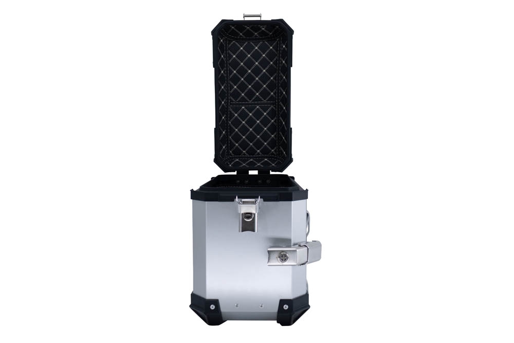 GPR TECH compatible with  Suzuki V-Strom 1050 Xt/De 2020/2024 e5 GPR TECH Pair of side cases aluminum made with contoured right side, silver color with specific pannier holder Capacity 38 LT. + 32 LT.