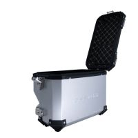 GPR TECH compatible with  Suzuki V-Strom 1050 Xt/De 2020/2024 e5 GPR TECH Pair of side cases aluminum made with contoured right side, silver color with specific pannier holder Capacity 38 LT. + 32 LT.