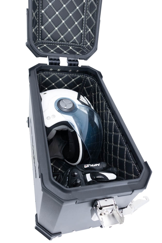 GPR TECH compatible with  Suzuki V-Strom 1050 Xt/De 2020/2024 e5 GPR TECH Pair of side cases aluminum made with contoured right side, silver color with specific pannier holder Capacity 38 LT. + 32 LT.