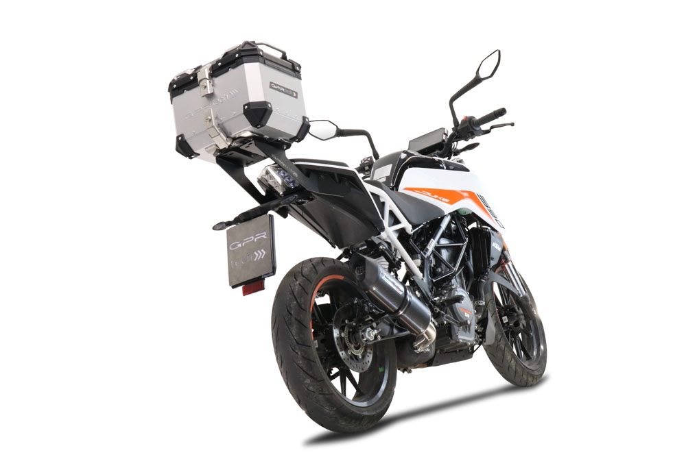 Top case GPR TECH compatible with  Ktm Duke 390 2021/2023 e5 GPR TECH Top case in aluminum, silver color, including roof rack and specific plate Capacity 26 LT.
