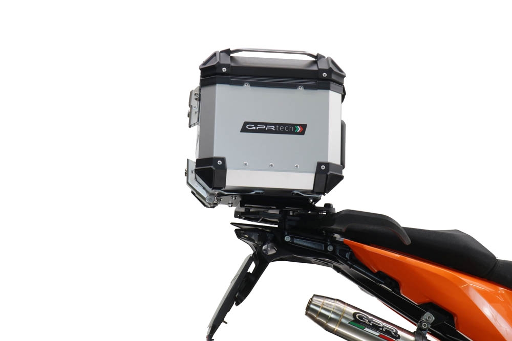 Top case GPR TECH compatible with  Ktm Adventure 890 - 890 R Rally 2020/2024 e5 GPR TECH Top case in aluminum, silver color with specific plate included Capacity 55 LT.