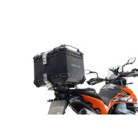 Top case GPR TECH compatible with  Husqvarna Norden 901 2022/2024 e5 GPR TECH Top case in aluminum, black color with specific plate included Capacity 45 LT.