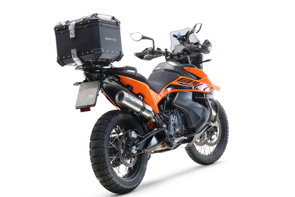 Top case GPR TECH compatible with  Ktm Adventure 890 L 2021/2024 e5 GPR TECH Top case in aluminum, black color with specific plate included Capacity 55 LT.