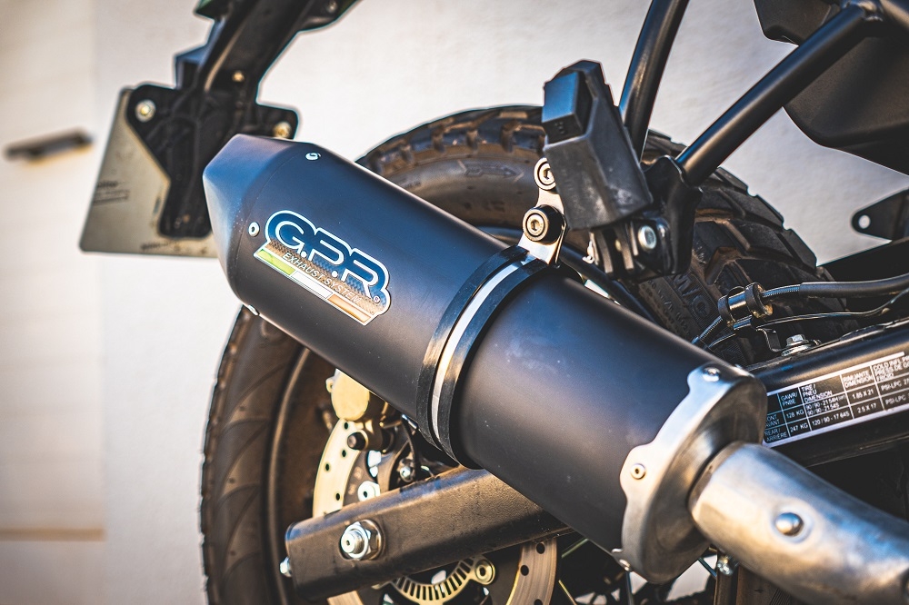 Exhaust compatible with Royal Enfield Himalayan 410 2021-2024, Furore Nero, Slip-on exhaust including link pipe and removable db killer 
