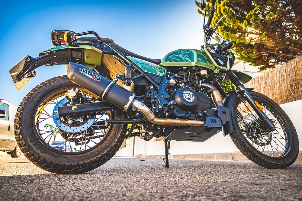 Exhaust compatible with Royal Enfield Himalayan 410 2021-2024, Furore Nero, Slip-on exhaust including link pipe and removable db killer 