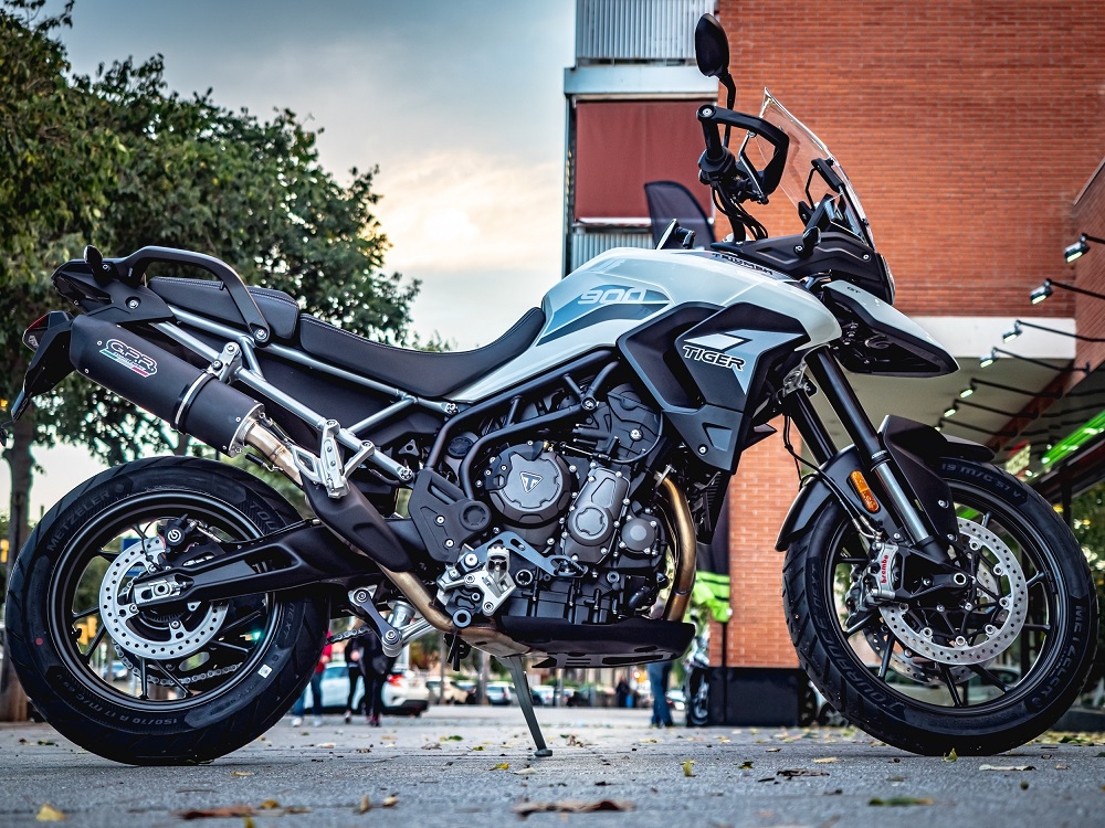 Exhaust compatible with Triumph Tiger 900 2020-2023, Furore Evo4 Nero, Slip-on exhaust including removable db killer and link pipe, EPA-compliant 