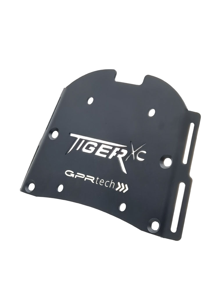 Top case GPR TECH compatible with  Triumph Tiger 800 2011/2016 e3 GPR TECH Top case in aluminum, silver color with specific plate included Capacity 45 LT.