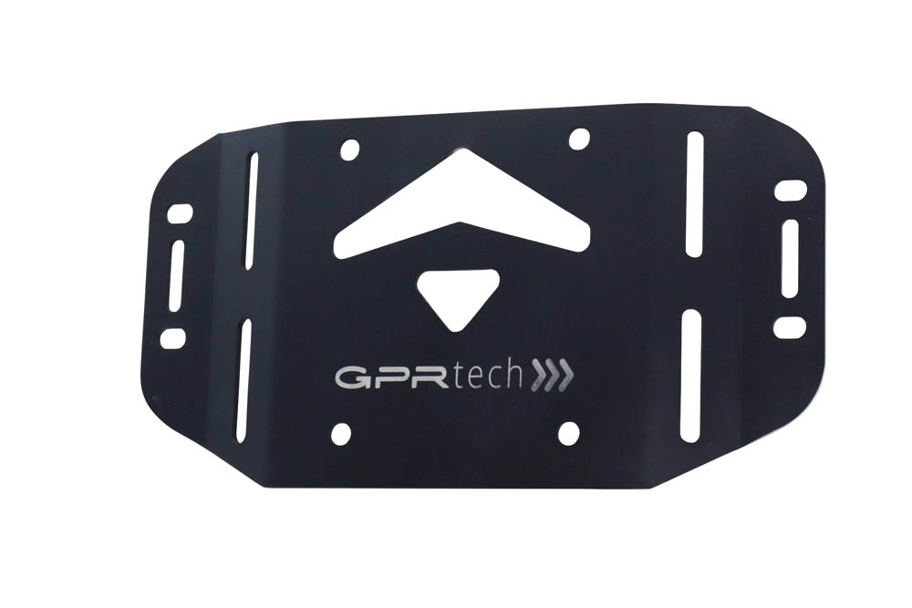 Top case GPR TECH compatible with  Kawasaki Versys 1000 i.e. 2021/2024 e5 GPR TECH Top case in aluminum, silver color with specific plate included Capacity 55 LT.