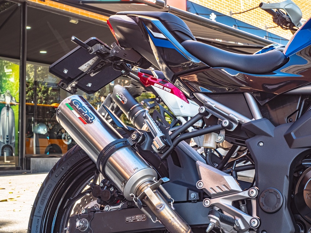 Exhaust compatible with Kawasaki Z-125 2021-2024, M3 Inox , Slip-on exhaust including removable db killer and link pipe, EPA-compliant 