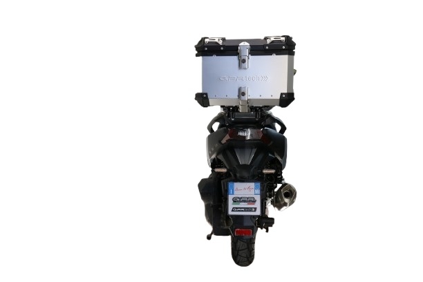 Top case GPR TECH compatible with  Bmw G 310 Gs 2017/2021 e4 GPR TECH Top case in aluminum, silver color with specific plate included Capacity 45 LT.