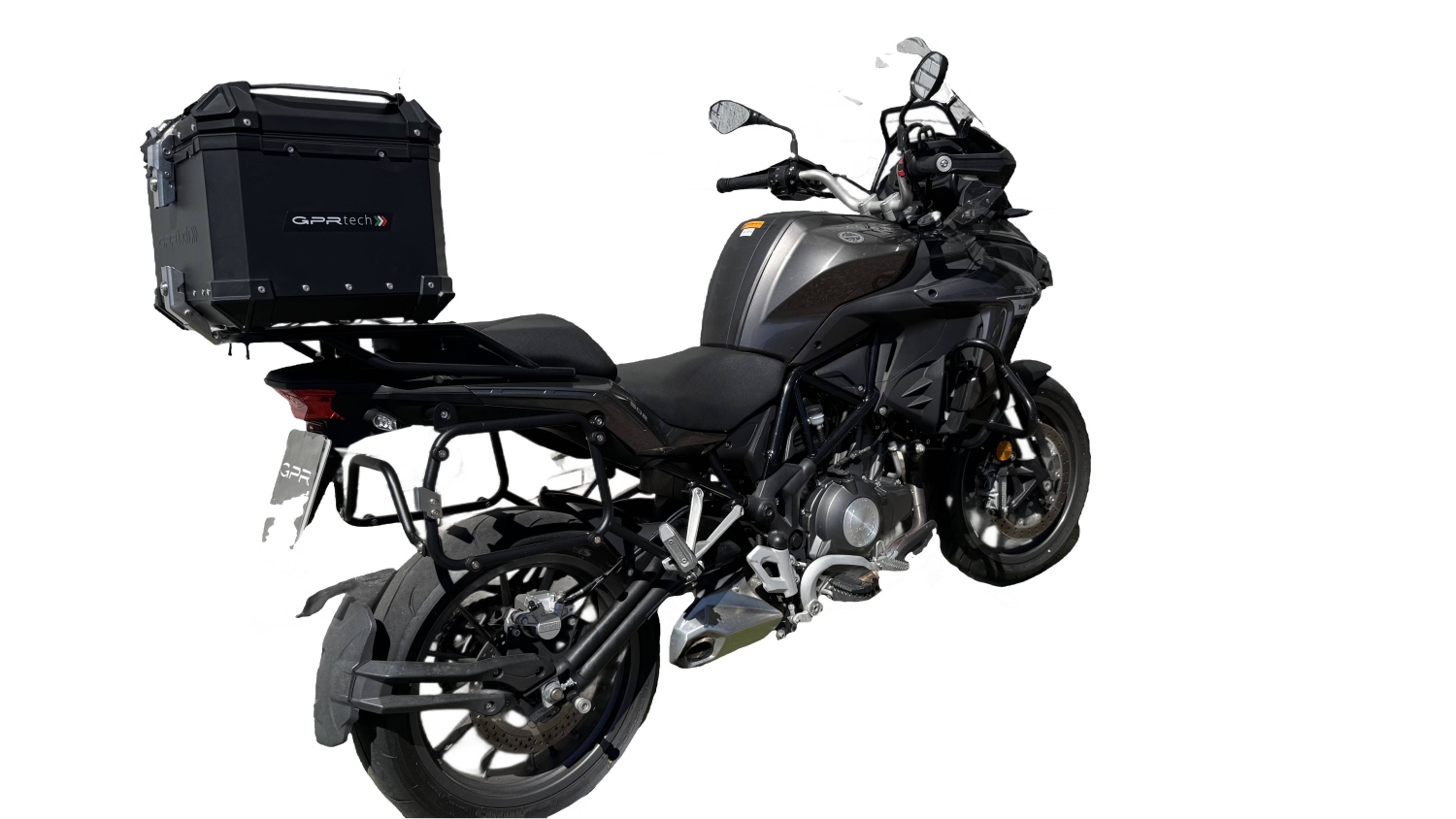 Top case GPR TECH compatible with  Benelli Trk 502 X 2017/2020 e4 GPR TECH Top case in aluminum, black color with specific plate included Capacity 45 LT.
