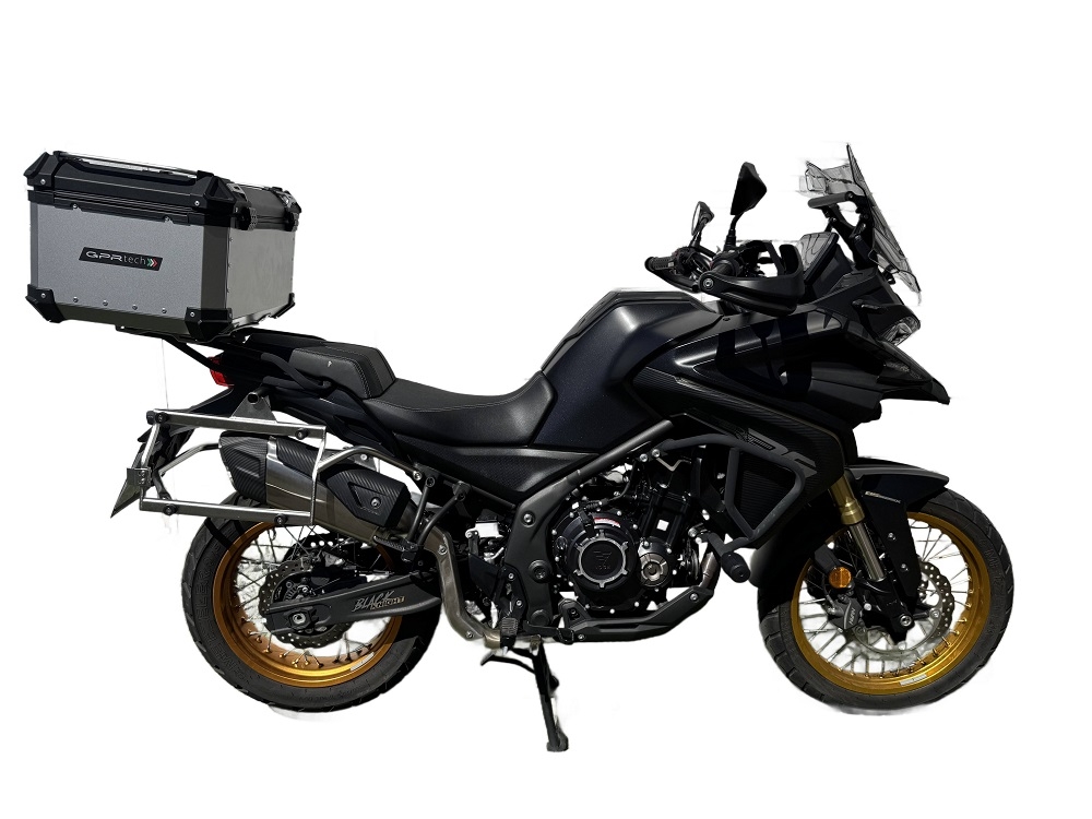 Top case GPR TECH compatible with  Voge 525DSX 2023/2025 e5 GPR TECH Top case in aluminum, silver color with specific plate included Capacity 55 LT.