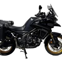 GPR TECH compatible with  Voge 525DSX 2023/2025 e5 GPR TECH Pair of side cases aluminum made with contoured right side, black color with specific pannier holder Capacity 38 LT. + 32 LT.