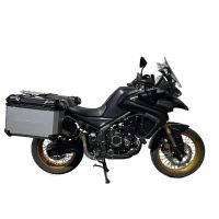 GPR TECH compatible with  Voge 525DSX 2023/2024 e5 GPR TECH Pair of side cases aluminum made with contoured right side, silver color with specific pannier holder Capacity 38 LT. + 32 LT.