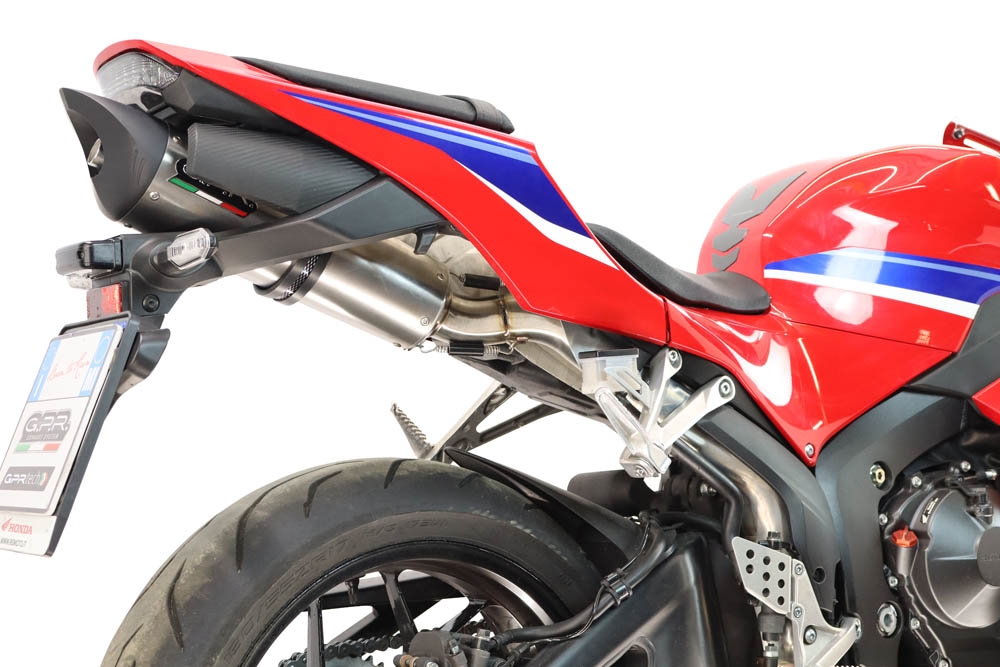 GPR exhaust compatible with Honda Cbr 600 Rr  2007-2023, Tiburon Titanium, Homologated legal slip-on exhaust including removable db killer, link pipe and catalyst 
