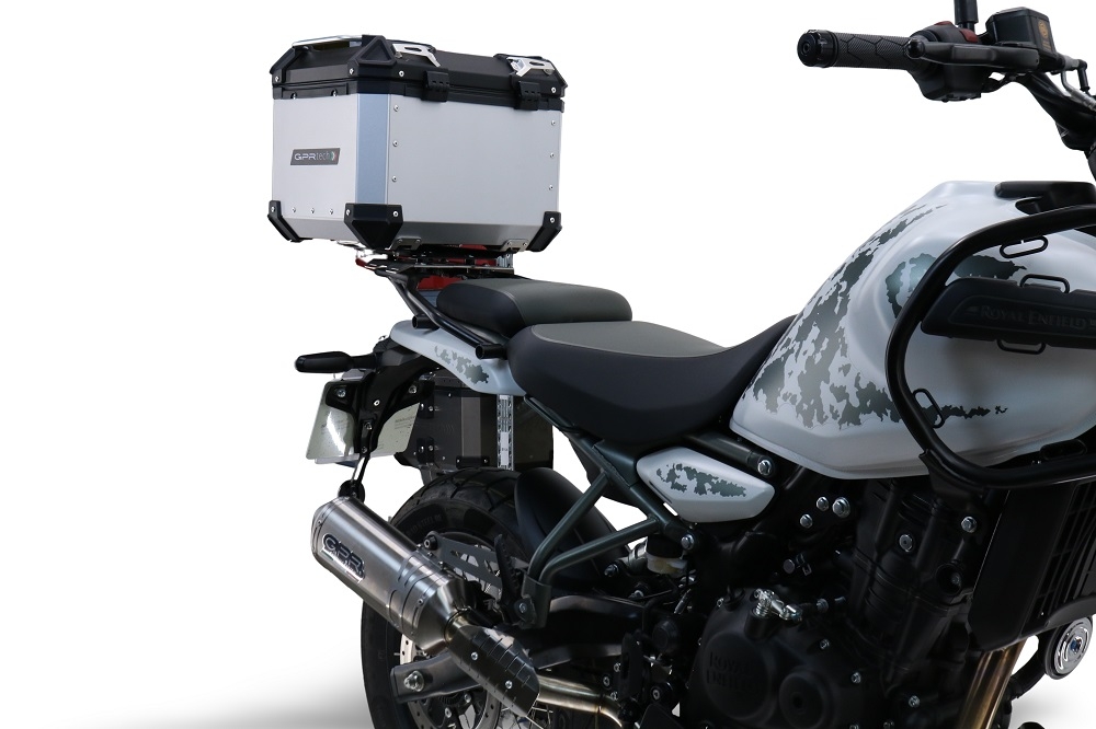 Top case GPR TECH compatible with  Royal Enfield Himalayan 450 2024/2025 e5 Plus GPR TECH Top case in aluminum, black color with specific plate included Capacity 35 LT.