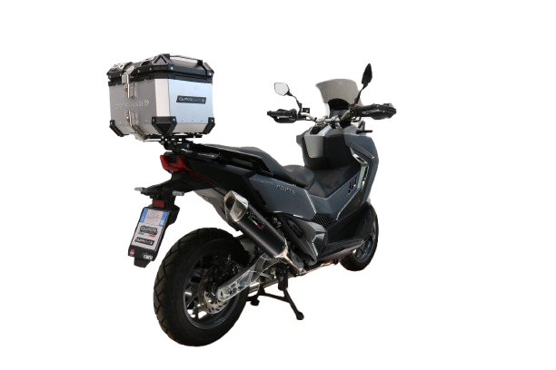 Top case GPR TECH compatible with  Bmw G 310 Gs 2017/2021 e4 GPR TECH Top case in aluminum, silver color with specific plate included Capacity 26 LT.