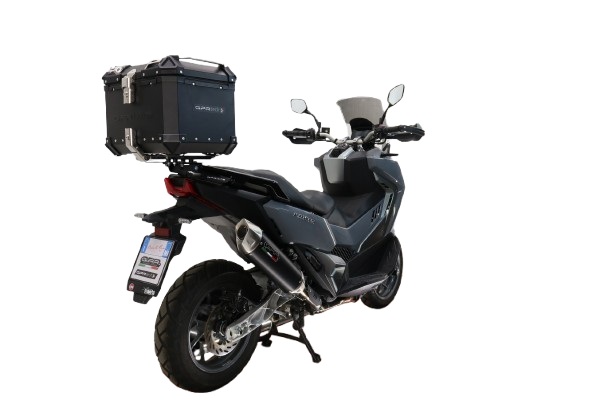 Top case GPR TECH compatible with  Bmw G 310 Gs 2017/2021 e4 GPR TECH Top case in aluminum, black color with specific plate included Capacity 35 LT.