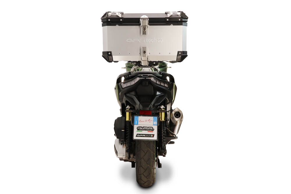 Top case GPR TECH compatible with  Voge SR 450 X 2026/2027 e5 plus GPR TECH Top case in aluminum, silver color, including roof rack and specific plate Capacity 45 LT.