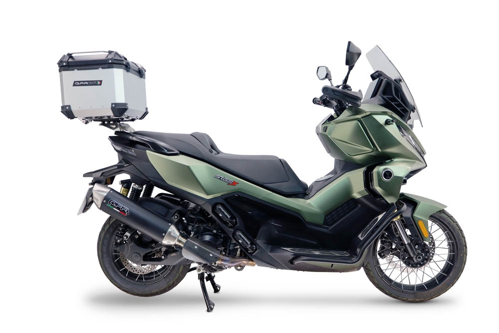 Top case GPR TECH compatible with  Voge SR 450 X 2026/2027 e5 plus GPR TECH Top case in aluminum, silver color, including roof rack and specific plate Capacity 35 LT.