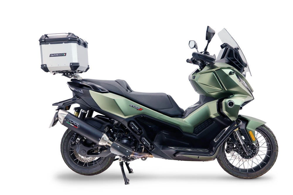 Top case GPR TECH compatible with  Voge SR 450 X 2026/2027 e5 plus GPR TECH Top case in aluminum, silver color, including roof rack and specific plate Capacity 26 LT.