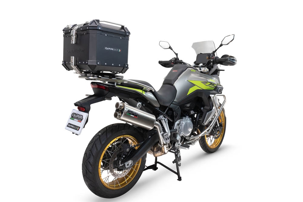 GPR TECH compatible with  Voge 900DSX 2024/2025 e5 GPR TECH Top case in aluminum, black color with specific plate included Capacity 35 LT.
