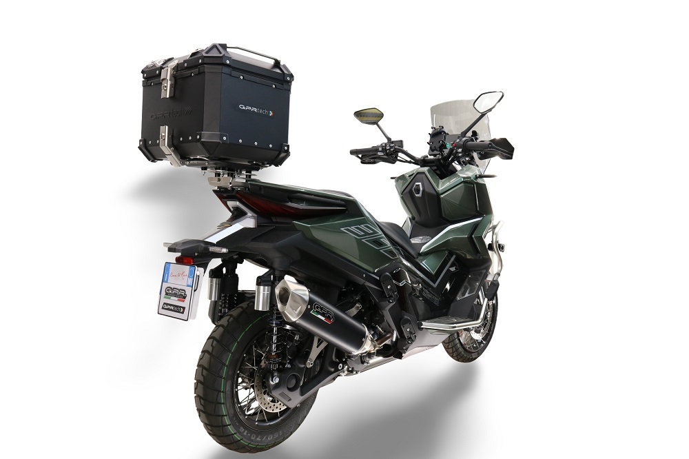 Top case GPR TECH compatible with  Zontes 368 G 2025/2026 GPR TECH Top case in aluminum, silver color, including roof rack and specific plate Capacity 35 LT.
