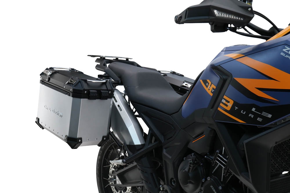 GPR TECH compatible with  Zontes 703 F 2025/2026 GPR TECH Pair of side cases aluminum made, silver color with specific pannier holder Capacity 38 LT. + 38 LT.